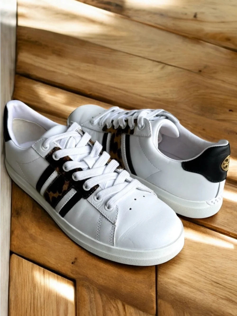 Tory Burch Howell T Saddle Court Sneakers White Barbados Leopard